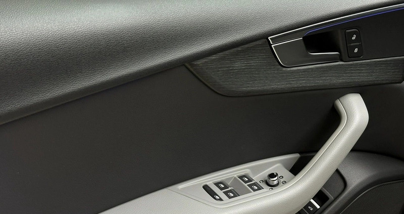 Audi A5 cena 122900 przebieg: 93543, rok produkcji 2018 z Kobyłka małe 781